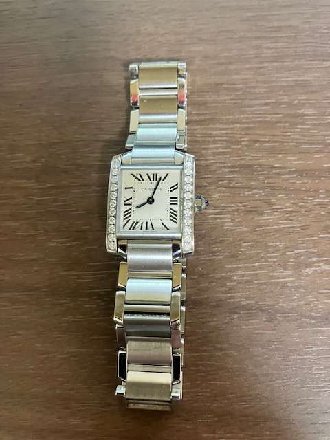 タンク フランセーズ（高級時計）の商品画像 - 査定依頼日：2025年3月16日 - 最高査定価格：650,000円