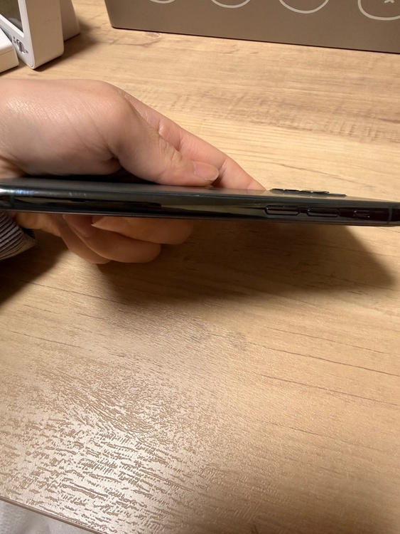 iPhone11 Pro 256GB SIMフリー（スマホ）の商品画像 - 査定依頼日：2026年4月29日 - 最高査定価格：25,000円