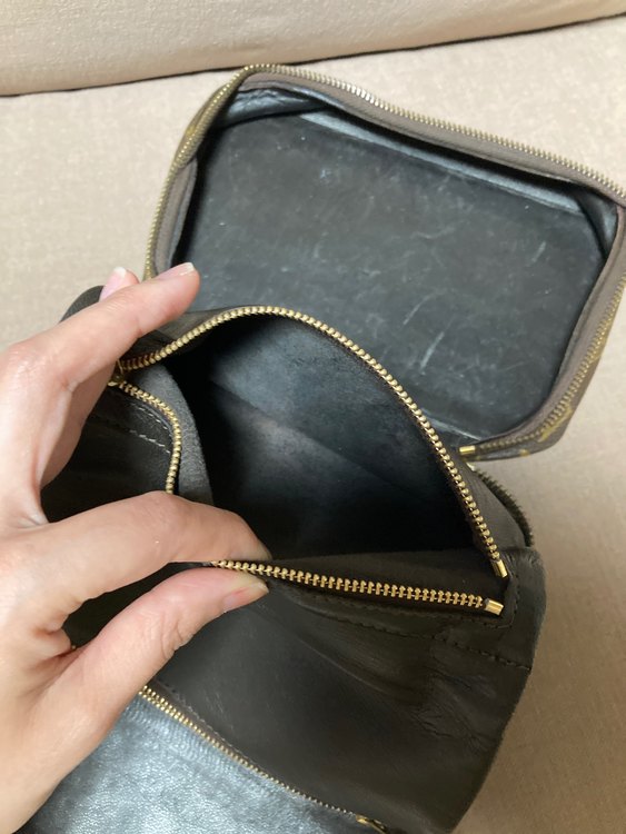 ルイヴィトン（ブランド財布・小物）の商品画像 - 査定依頼日：2023年8月15日 - 最高査定価格：10,000円