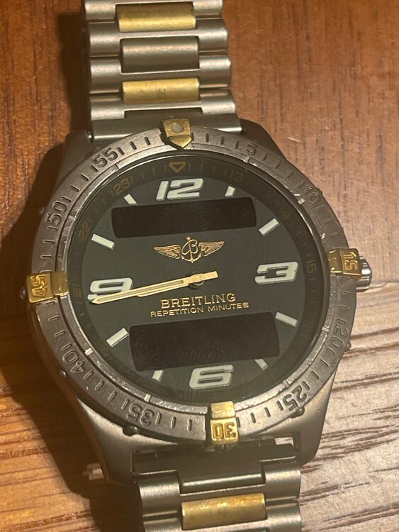 ブライトリング その他 エアロスペ（高級時計）の商品画像 - 査定依頼日：2024年11月15日 - 最高査定価格：80,000円