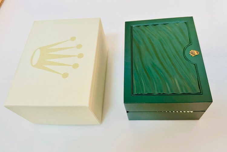 ロレックス サブマリーナー 1661（高級時計）の商品画像 - 査定依頼日：2025年2月16日 - 最高査定価格：1,300,000円