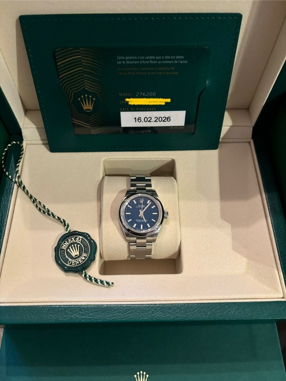 オイスターパーペチュアル 28ブルー（高級時計）の商品画像 - 査定依頼日：2026年2月17日 - 最高査定価格：1,100,000円