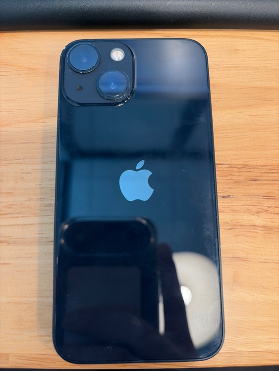 iPhone13mini（スマホ）の商品画像 - 査定依頼日：2026年6月9日 - 最高査定価格：35,500円