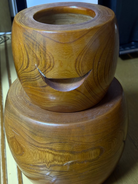 うす（美術品・骨董品）の商品画像 - 査定依頼日：2025年11月14日 - 最高査定価格：1,000円