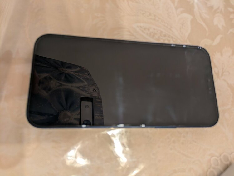 iPhone iPhone 12 64GB Softbank（スマホ）の商品画像 - 査定依頼日：2026年7月11日 - 最高査定価格：23,000円