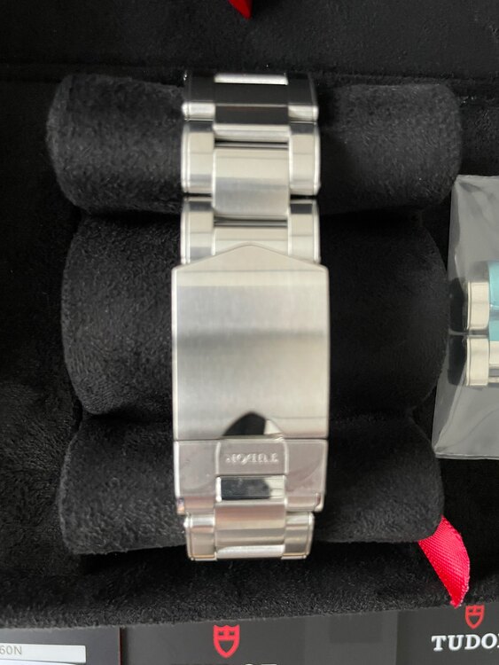 M79360N-0001（高級時計）の商品画像 - 査定依頼日：2025年5月1日 - 最高査定価格：480,000円