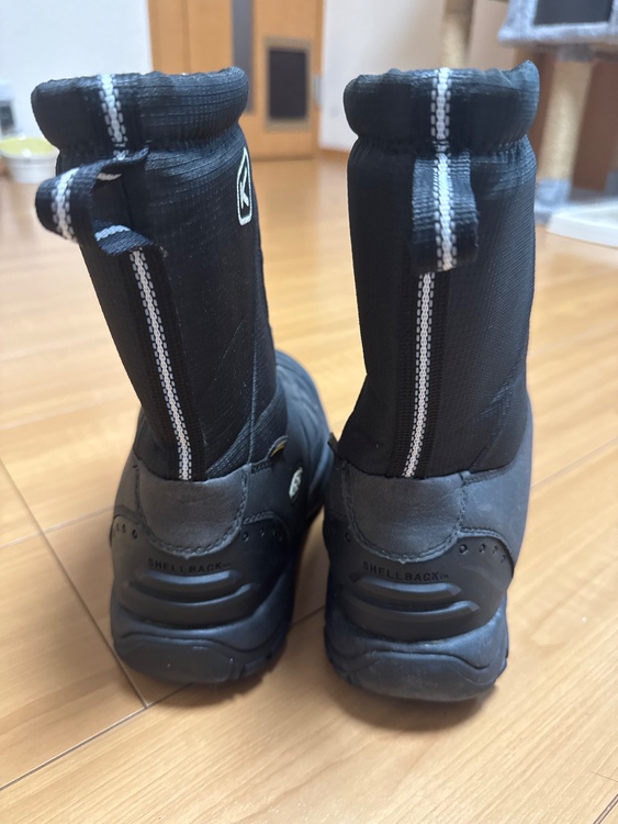 KEENスノーブーツ（古着・ファッション）の商品画像 - 査定依頼日：2026年1月7日 - 最高査定価格：1,000円