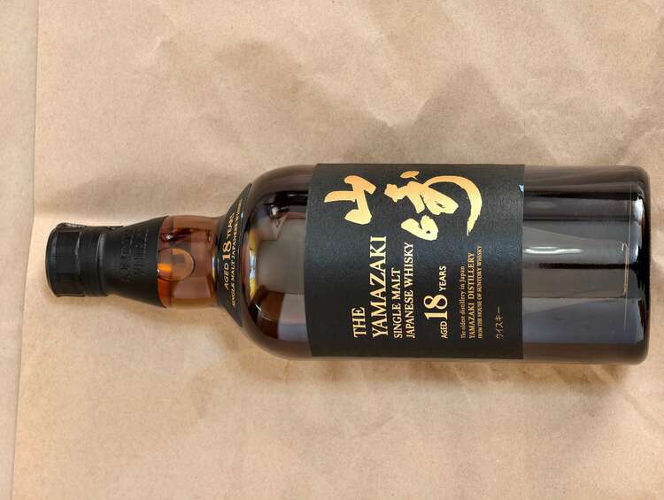 山崎18年（お酒）の商品画像 - 査定依頼日：2025年1月28日 - 最高査定価格：85,000円