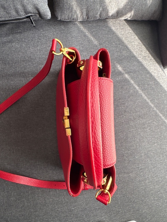 カプシーヌBB（ブランドバッグ）の商品画像 - 査定依頼日：2026年2月18日 - 最高査定価格：400,000円