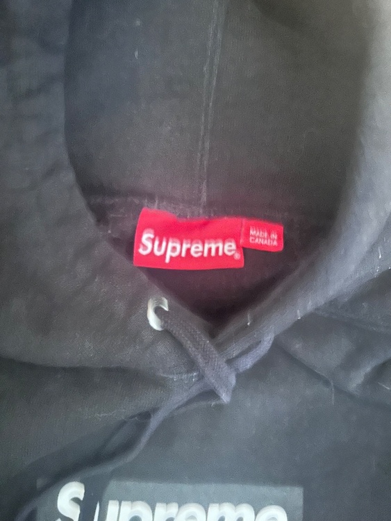 Supreme Seoul Box Logo Hooded Sweatshirt（古着・ファッション）の商品画像 - 査定依頼日：2026年8月3日 - 最高査定価格：100,000円