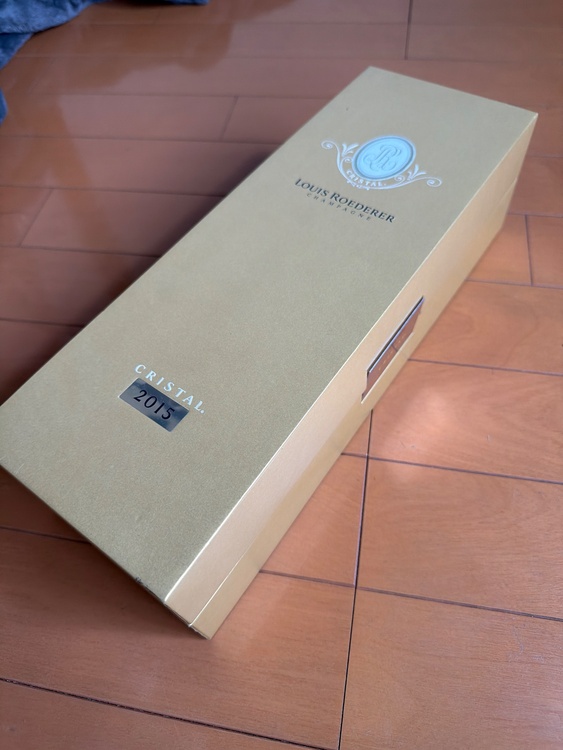 CRISTAL（お酒）の商品画像 - 査定依頼日：2025年12月13日 - 最高査定価格：27,000円