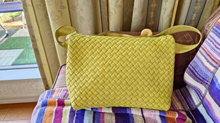 ボッテガ・ヴェネタ  （ブランドバッグ）の商品画像 - 査定依頼日：2025年5月5日 - 最高査定価格：100,000円