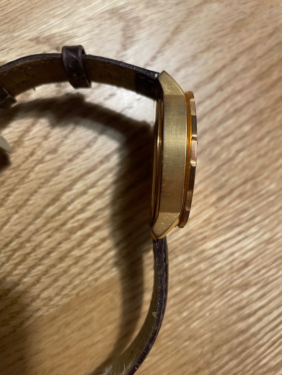 TISSOT T095417A、14JA0297291（高級時計）の商品画像 - 査定依頼日：2025年10月11日 - 最高査定価格：100,000円