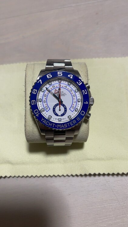 ロレックス ヨットマスター 11668（高級時計）の商品画像 - 査定依頼日：2025年2月2日 - 最高査定価格：2,350,000円
