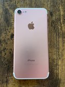 iPhone7  ローズゴールド（スマホ）の商品画像 - 査定依頼日：2023年3月11日 - 最高査定価格：4,000円