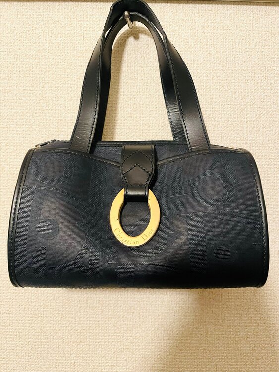 ディオール　トロッター　ハンドバッグ（ブランドバッグ）の商品画像 - 査定依頼日：2025年2月20日 - 最高査定価格：35,000円