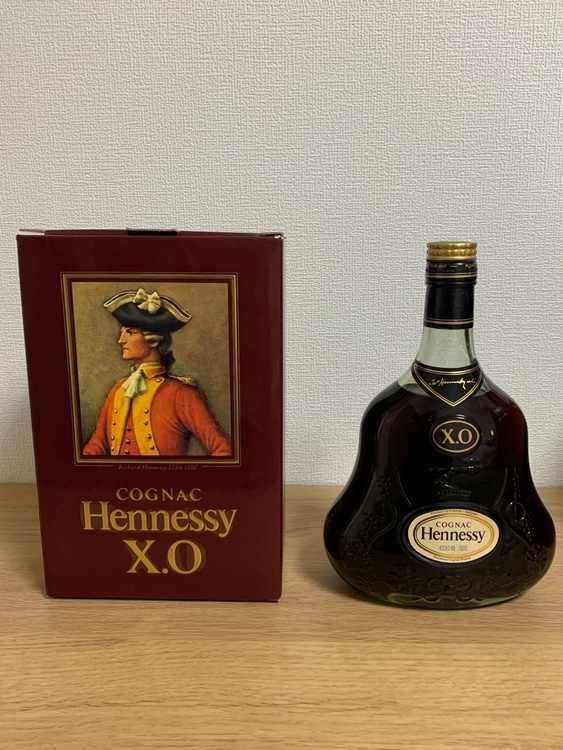 COGNAC Hennessy XO（お酒）の商品画像 - 査定依頼日：2026年3月8日 - 最高査定価格：20,000円