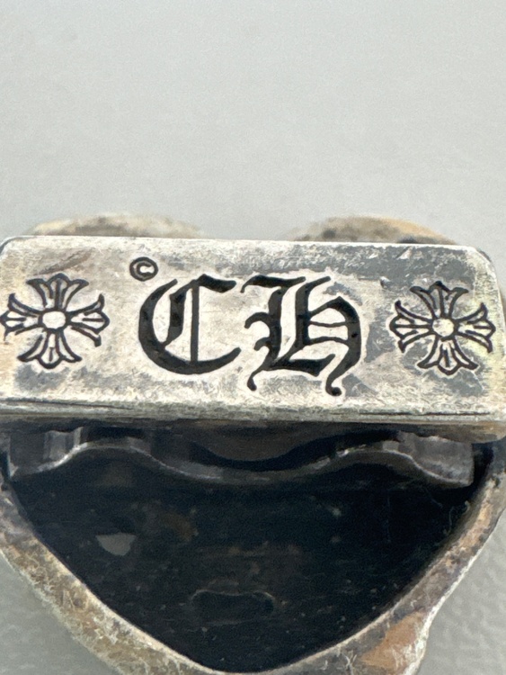 ハート型チャーム　ヘアゴム（古着・ファッション）の商品画像 - 査定依頼日：2025年12月26日 - 最高査定価格：50,000円