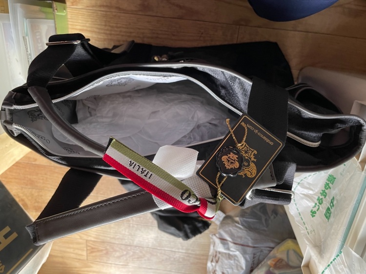 オロビアンコ（ブランドバッグ）の商品画像 - 査定依頼日：2025年6月16日 - 最高査定価格：6,000円