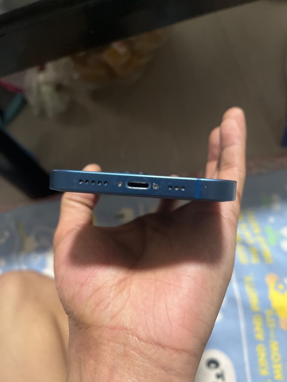 iPhone iPhone 13 128GB SIMフリー（スマホ）の商品画像 - 査定依頼日：2026年6月25日 - 最高査定価格：40,000円