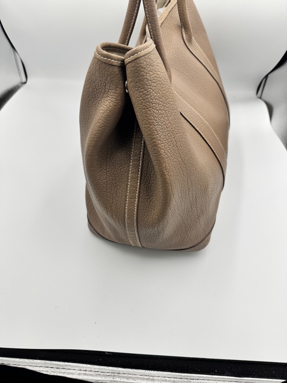 HERMES エルメス ガーデンパーティ36 PM エトゥープ（ブランドバッグ）の商品画像 - 査定依頼日：2026年4月23日 - 最高査定価格：200,000円