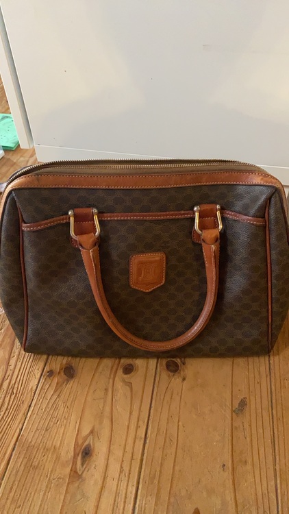 ボストンバッグ（ブランドバッグ）の商品画像 - 査定依頼日：2025年9月23日 - 最高査定価格：35,000円