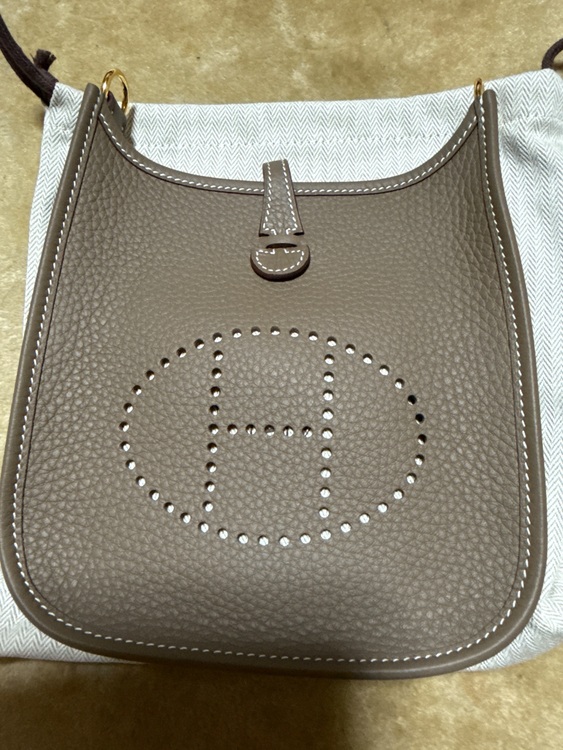 エルメス エブリン （ブランドバッグ）の商品画像 - 査定依頼日：2025年7月22日 - 最高査定価格：350,000円