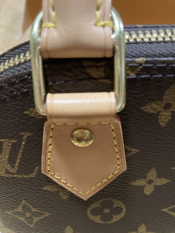 アルマB B（ブランドバッグ）の商品画像 - 査定依頼日：2021年10月1日 - 最高査定価格：120,000円