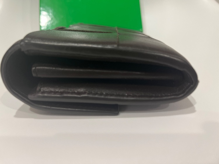 ボッテガ・ヴェネタ  （ブランドバッグ）の商品画像 - 査定依頼日：2025年7月1日 - 最高査定価格：35,000円