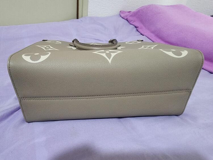 オンザゴーMM（ブランドバッグ）の商品画像 - 査定依頼日：2025年8月7日 - 最高査定価格：280,000円