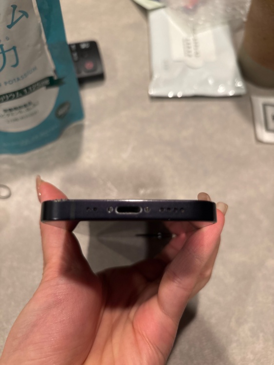 iPhone iPhone 12 mini 64GB SIMフリー（スマホ）の商品画像 - 査定依頼日：2026年9月26日 - 最高査定価格：14,000円