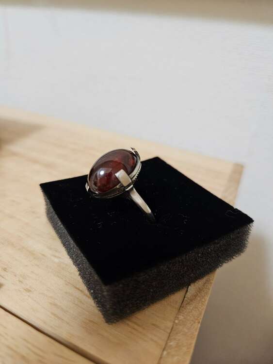 ガーネット指輪（宝石）の商品画像 - 査定依頼日：2025年1月18日 - 最高査定価格：40,000円