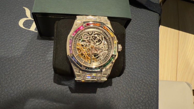 15417BC.ZY.1267BC.01（高級時計）の商品画像 - 査定依頼日：2025年10月11日 - 最高査定価格：180,000,000円