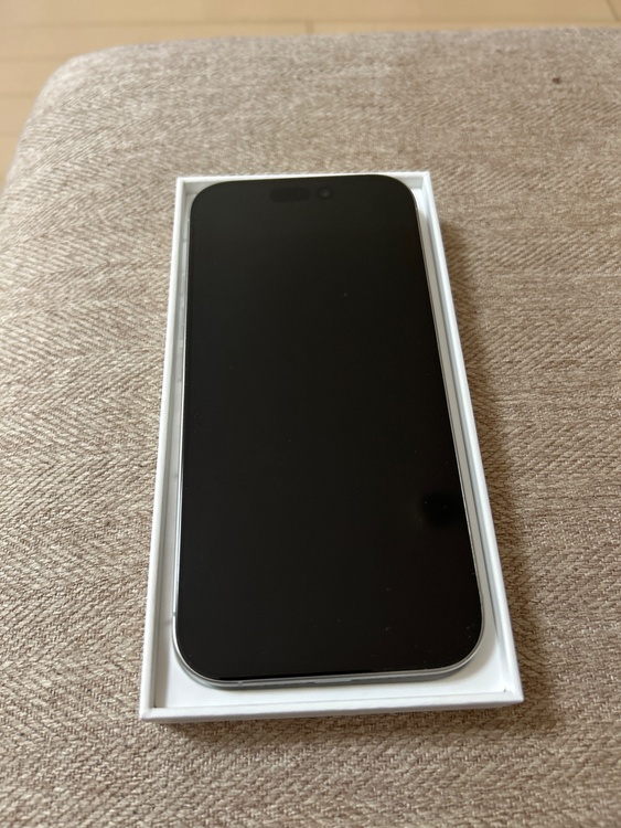 iPhone 16 Pro 256GB SIMフリー（スマホ）の商品画像 - 査定依頼日：2026年3月7日 - 最高査定価格：101,000円