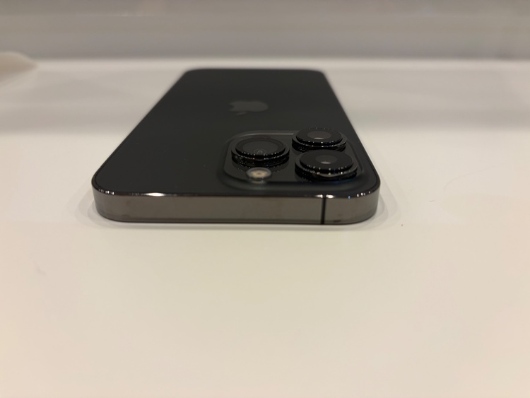 グラファイト（スマホ）の商品画像 - 査定依頼日：2026年4月28日 - 最高査定価格：55,000円