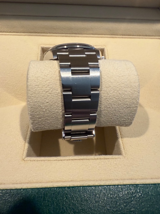 124270  エクスプローラー36（高級時計）の商品画像 - 査定依頼日：2025年9月26日 - 最高査定価格：1,200,000円