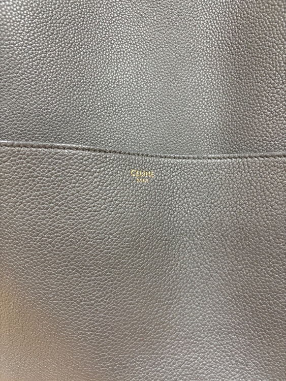 セリーヌ  （ブランドバッグ）の商品画像 - 査定依頼日：2025年11月24日 - 最高査定価格：80,000円