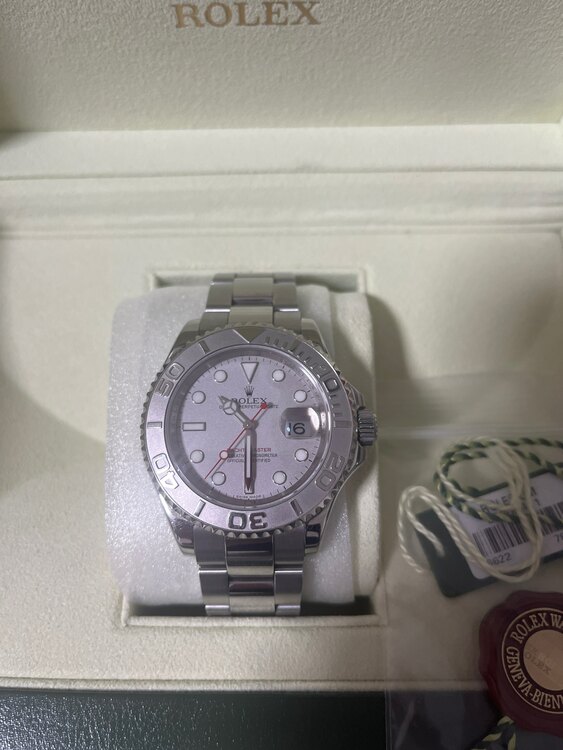 ロレックス ヨットマスター 1662（高級時計）の商品画像 - 査定依頼日：2024年12月16日 - 最高査定価格：1,380,000円