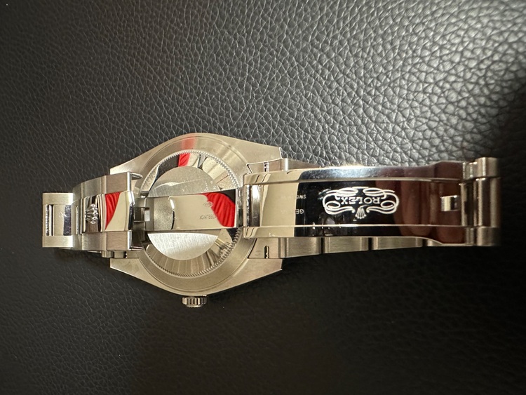 ロレックス デイトジャスト 12630（高級時計）の商品画像 - 査定依頼日：2025年9月1日 - 最高査定価格：1,520,000円