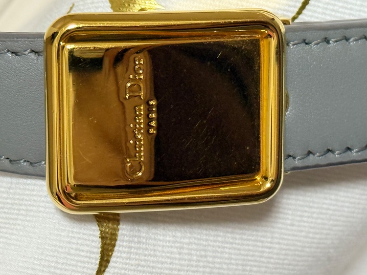 ボビー　ミディアム（ブランドバッグ）の商品画像 - 査定依頼日：2025年10月22日 - 最高査定価格：150,000円