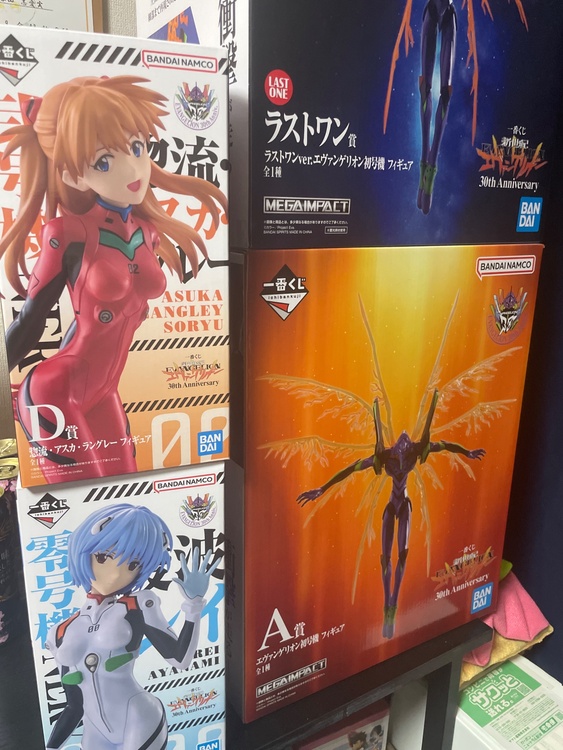 エヴァンゲリオン一番くじ　30周年アニバーサリー　綾波C賞　アスカD賞（フィギュア・プラモデル）の商品画像 - 査定依頼日：2026年2月24日 - 最高査定価格：10,000円