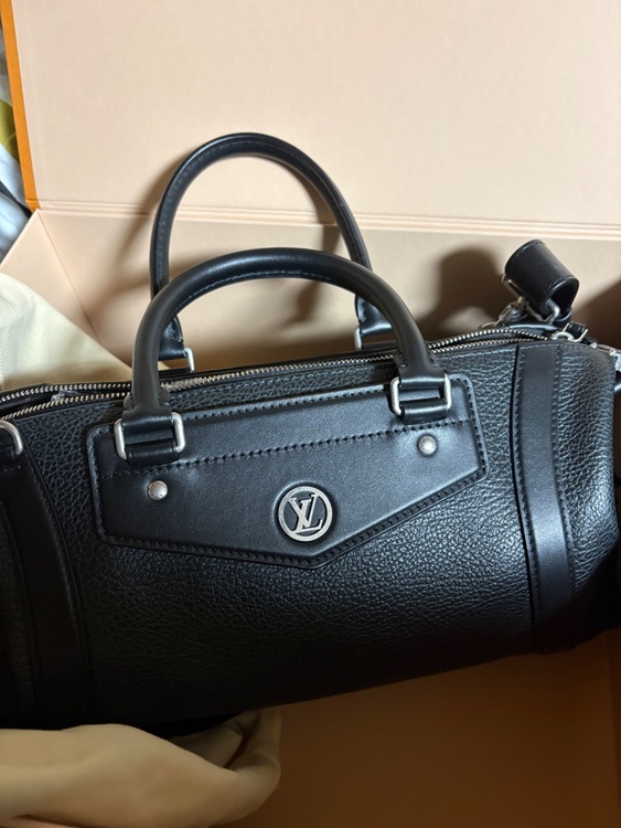 バイカーMM（ブランドバッグ）の商品画像 - 査定依頼日：2026年4月25日 - 最高査定価格：430,000円