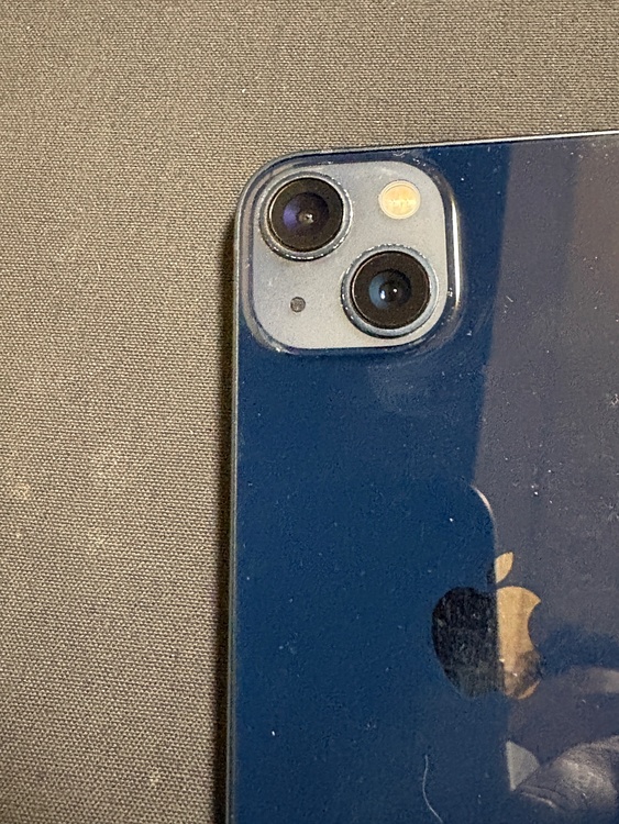 iPhone iPhone 13 128GB Softbank（スマホ）の商品画像 - 査定依頼日：2026年9月20日 - 最高査定価格：31,000円