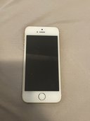 iPhoneSE 32GB au（スマホ）の商品画像 - 査定依頼日：2023年5月29日 - 最高査定価格：3,000円