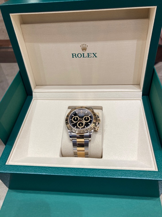 ロレックス デイトナ 12650（高級時計）の商品画像 - 査定依頼日：2025年6月16日 - 最高査定価格：3,800,000円