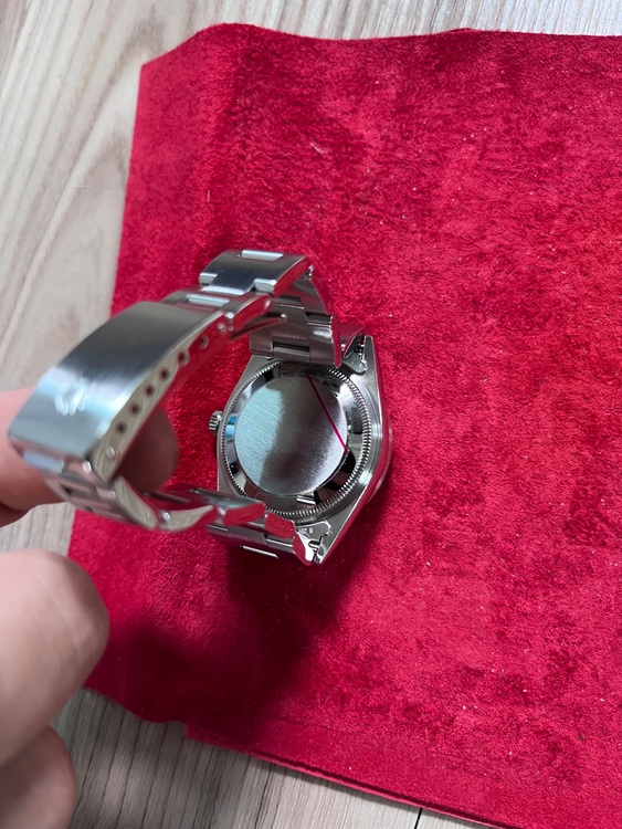 ロレックス パーペチュアル 15210（高級時計）の商品画像 - 査定依頼日：2025年6月12日 - 最高査定価格：550,000円