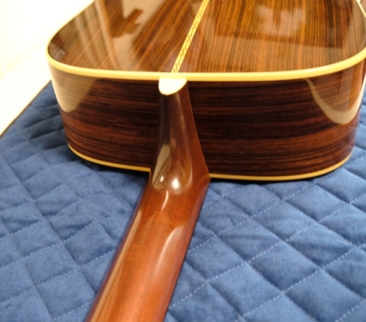 D28（ピアノ・楽器・PA機材）の商品画像 - 査定依頼日：2026年4月27日 - 最高査定価格：250,000円