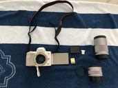 EOS Kiss M ホワイト、EF-M15-45mm F3.5-6.3 IS （カメラ）の商品画像 - 査定依頼日：2021年8月13日 - 最高査定価格：1,000円