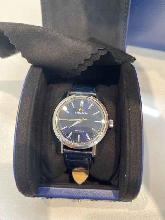 セイコー スプリントドライブ sbgy00（高級時計）の商品画像 - 査定依頼日：2025年7月6日 - 最高査定価格：600,000円