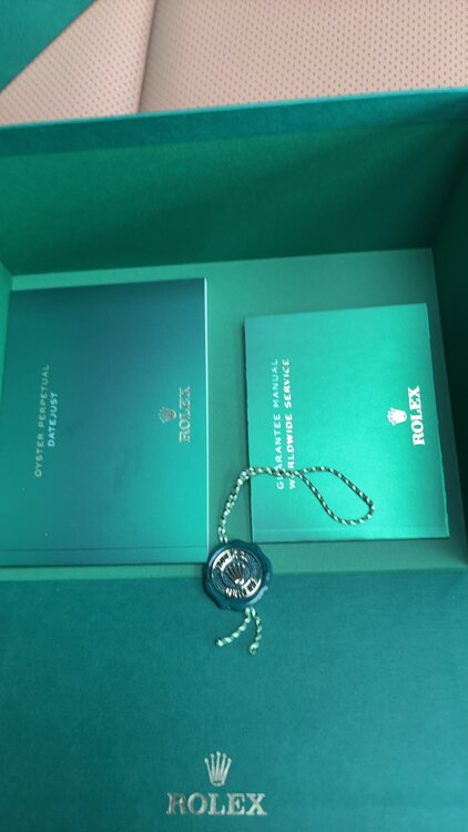 ロレックス デイトジャスト 12620（高級時計）の商品画像 - 査定依頼日：2025年3月13日 - 最高査定価格：1,275,000円